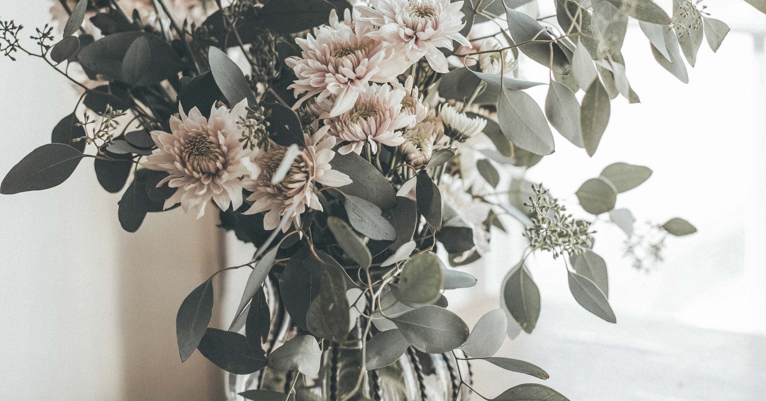 3 Ways to Focus on Everything Lovely and True